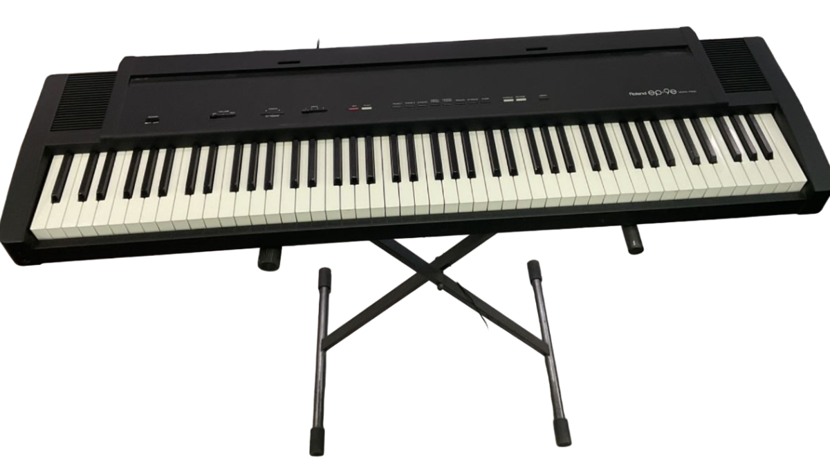 Roland Ep-9e 88 touches
