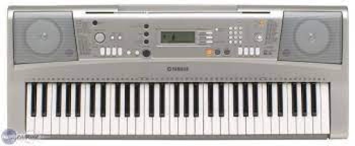 Yamaha PSR-E313 61 touches