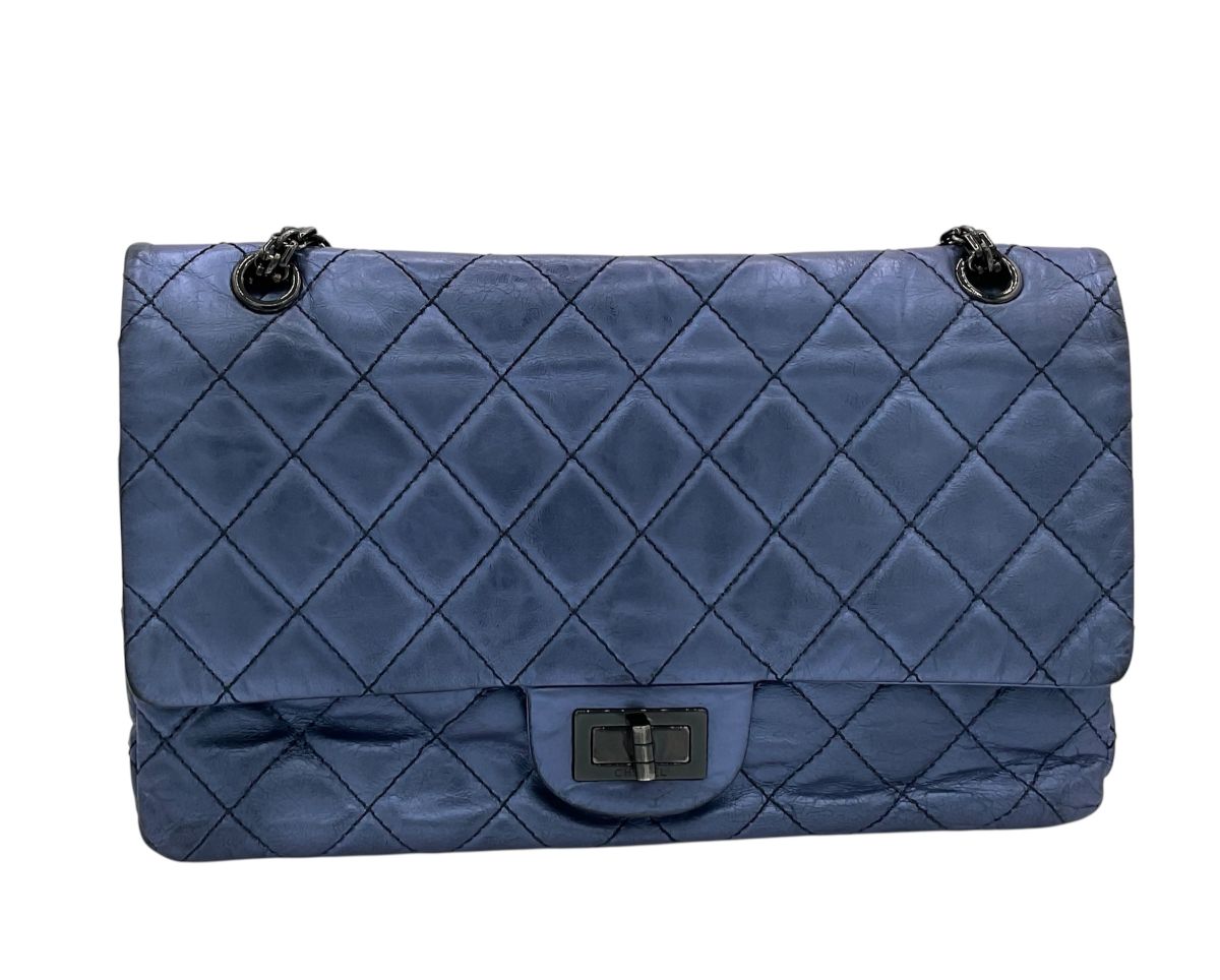 Chanel 2.55 GM cuir Bleu Perle