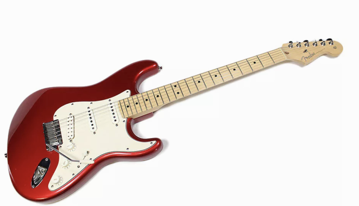 Fender Stratocaster standard Mexico Candy apple red Type ST Droitier